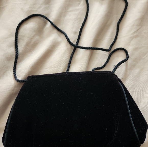 Womens velvet evening bag - Picture 8 of 10